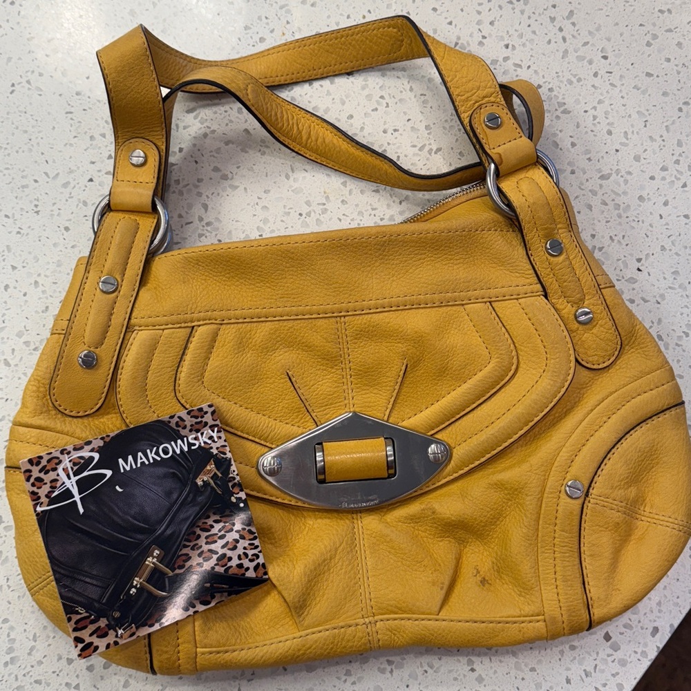 B. Makowsky Yellow Leather Tote Purse With Silver Knotted Buckle